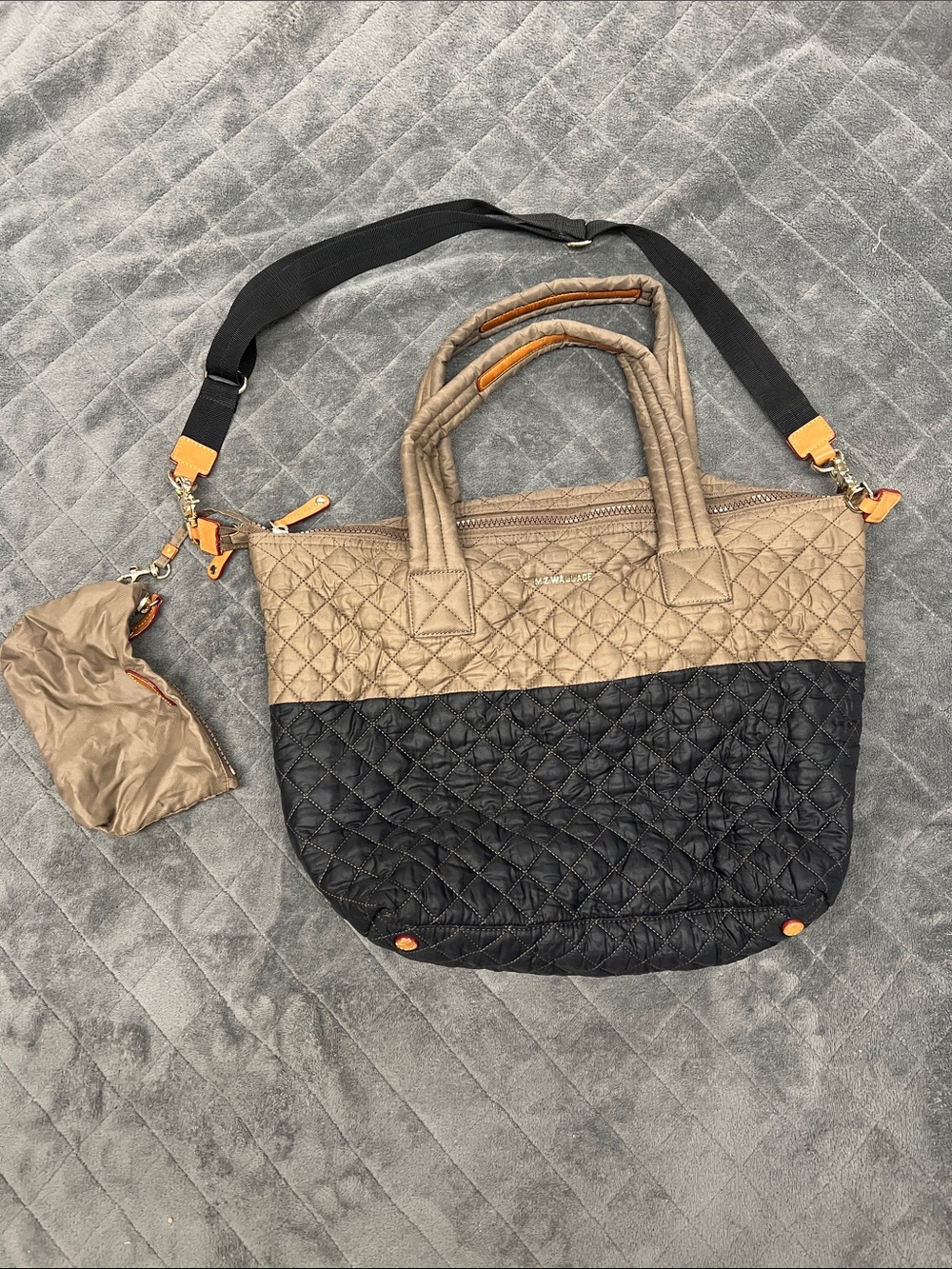 Quilted Two-Tone Tote Bag with Adjustable Strap - Black & Tan